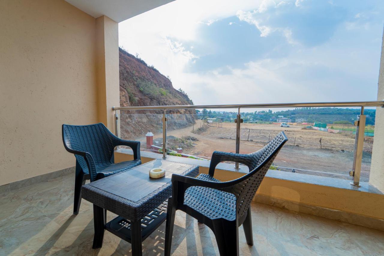 Vrindavan Resort มหาบาเลชวาร์ ภายนอก รูปภาพ