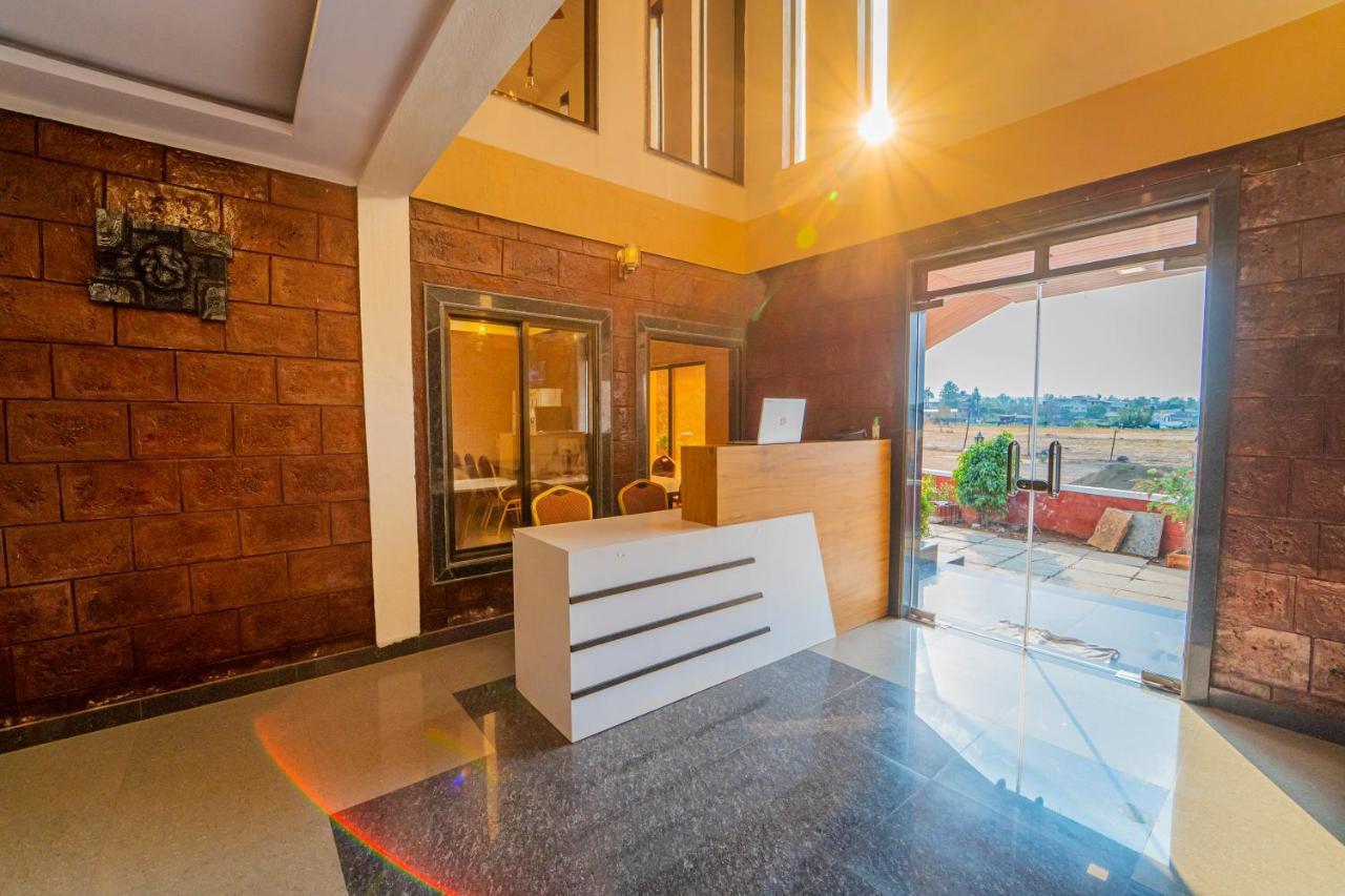 Vrindavan Resort มหาบาเลชวาร์ ภายนอก รูปภาพ