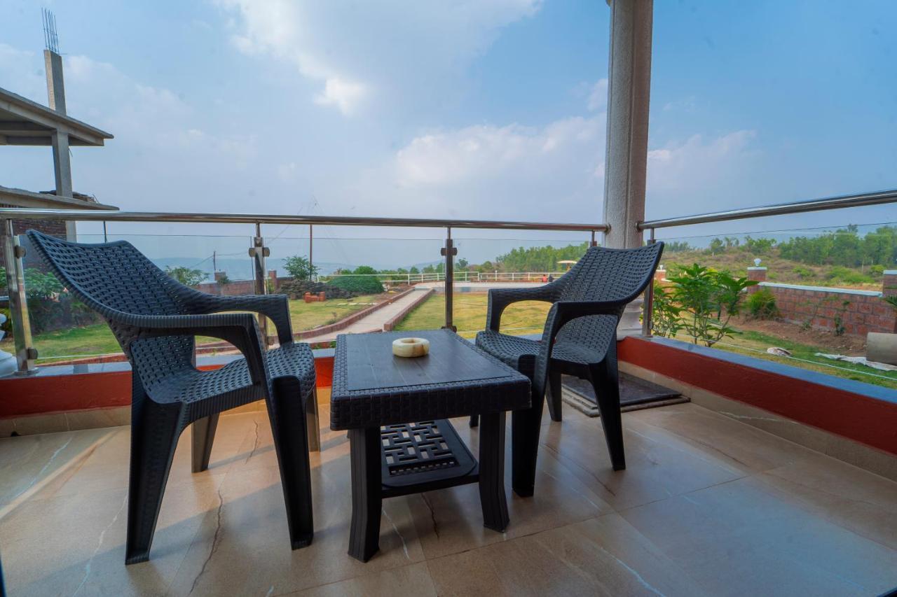 Vrindavan Resort มหาบาเลชวาร์ ภายนอก รูปภาพ