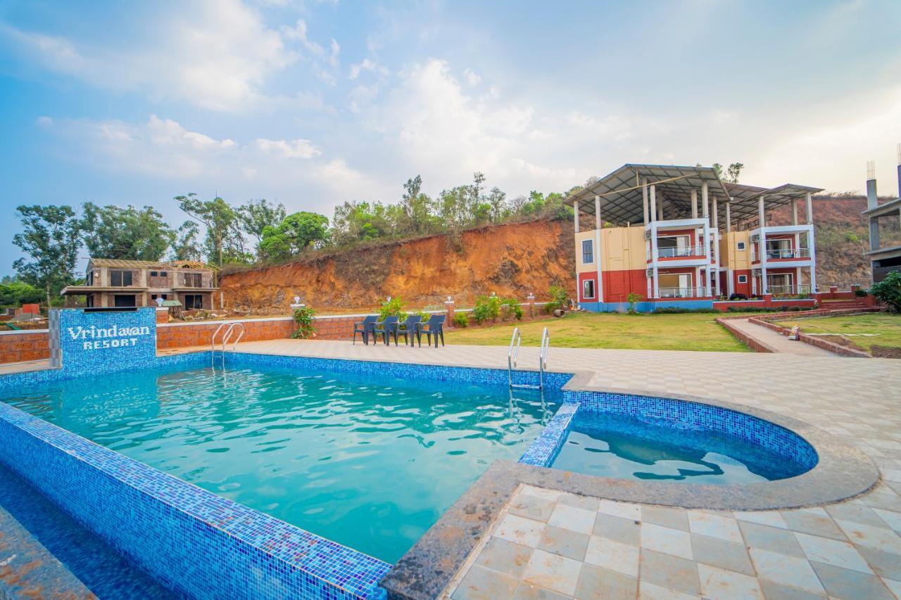 Vrindavan Resort มหาบาเลชวาร์ ภายนอก รูปภาพ